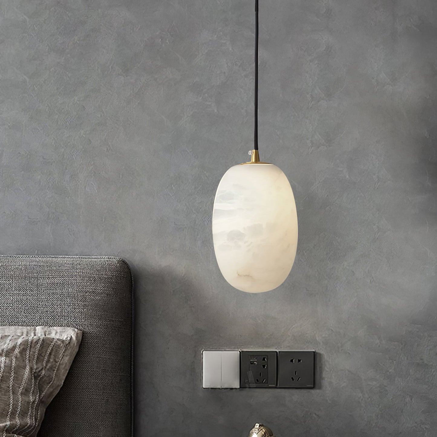 Pebble Alabaster Pendant Lamp Dia 3.9″ x H 5.9″ / Dia 10cm x H 15cm / Brass & White Pendant light