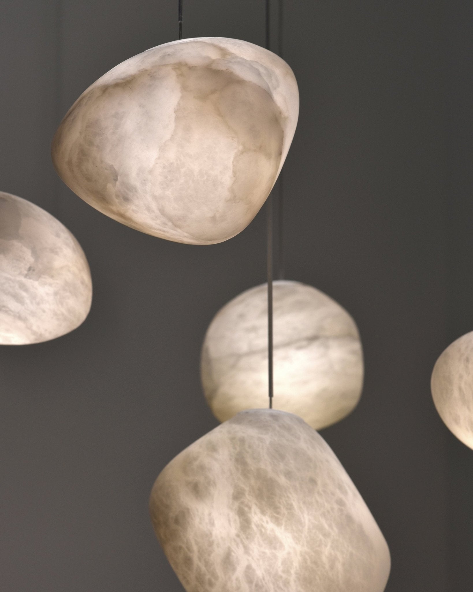 Pebbles Alabaster Pendant Lamp 1001 pendant Lamp