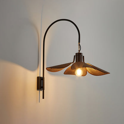 Petal Bloom Wall Lamp Dia 20.5’’ x W 25.6’’ x H 26.8’’ / Dark Brown Wall lamp