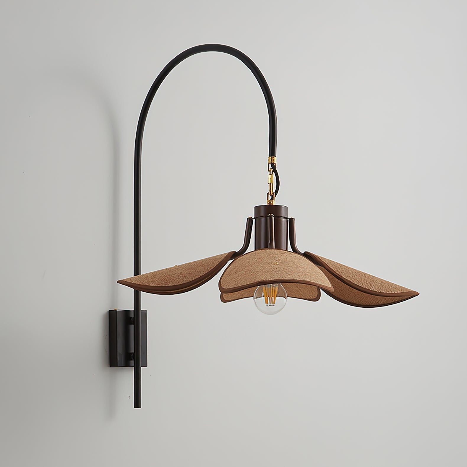Petal Bloom Wall Lamp Wall lamp