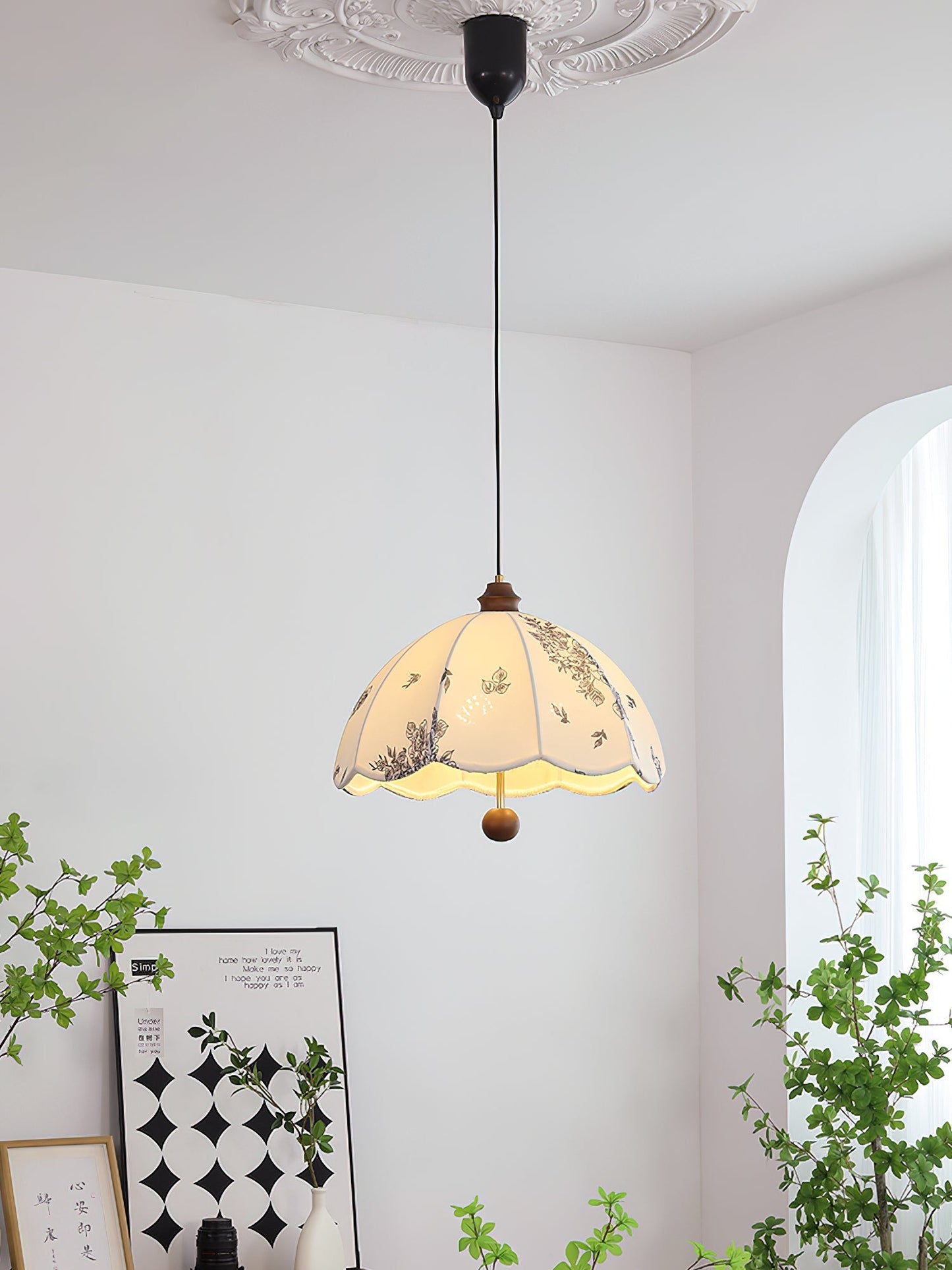 Petal Whisper Pendant Lamp Pendant light