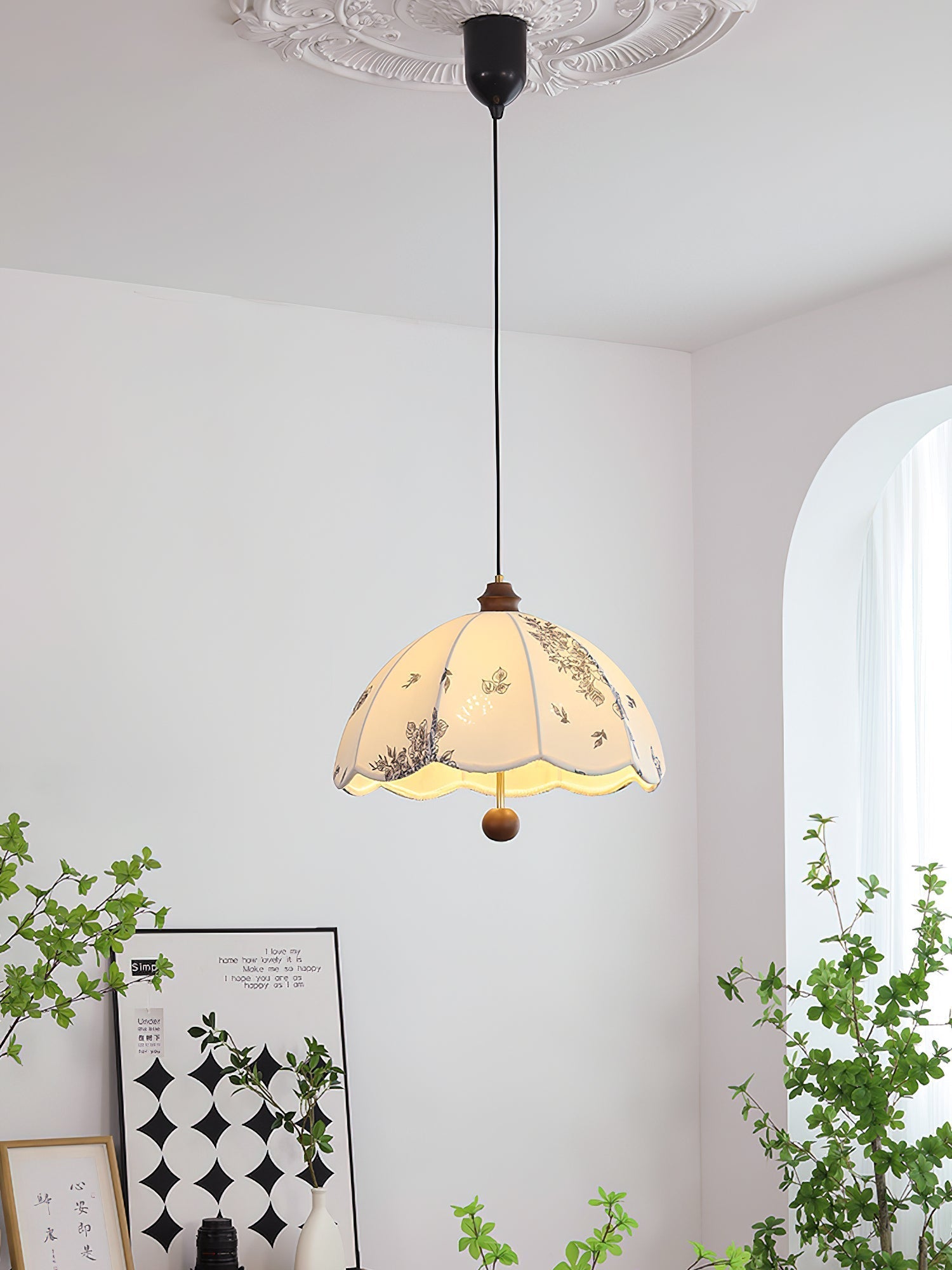 Petal Whisper Pendant Lamp Pendant light