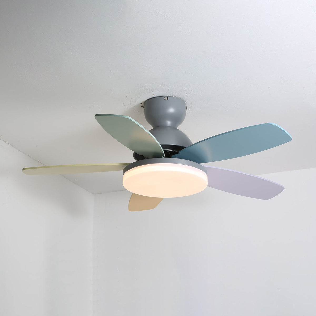 Petalo Ceiling Fan Light Grey & Colourful Dia 39.4″ x H 11.0″ / Three-color Changing Light