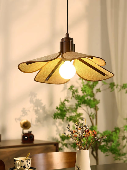 Petal Bloom Pendant Light Pendant light