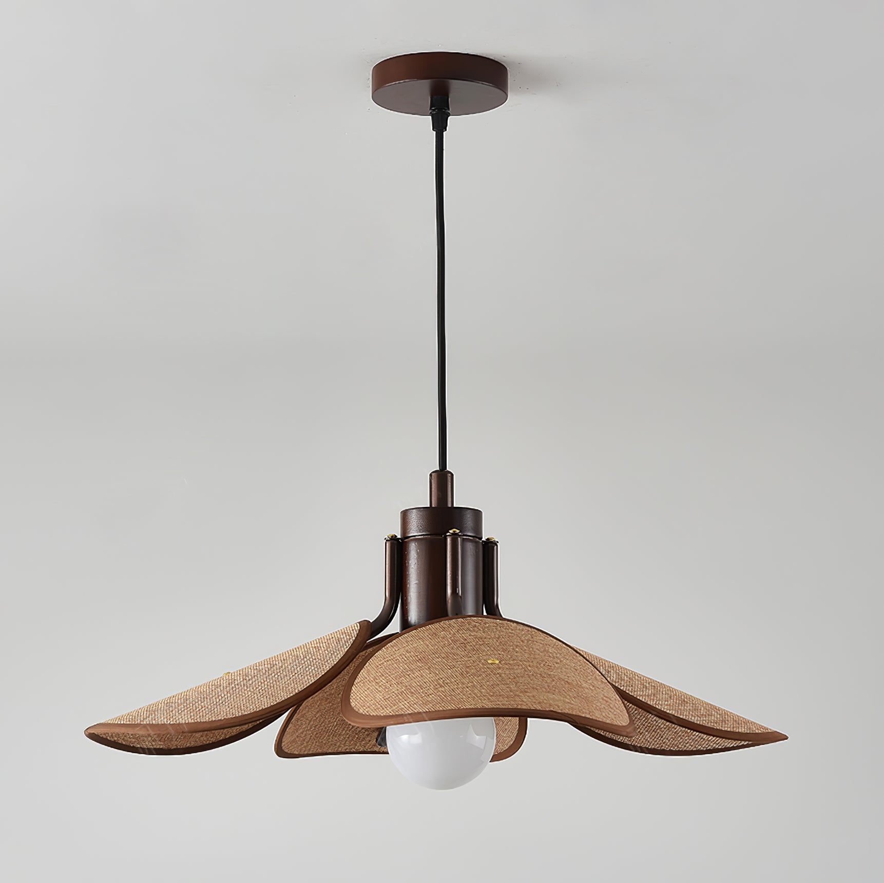Petal Bloom Pendant Light Pendant light