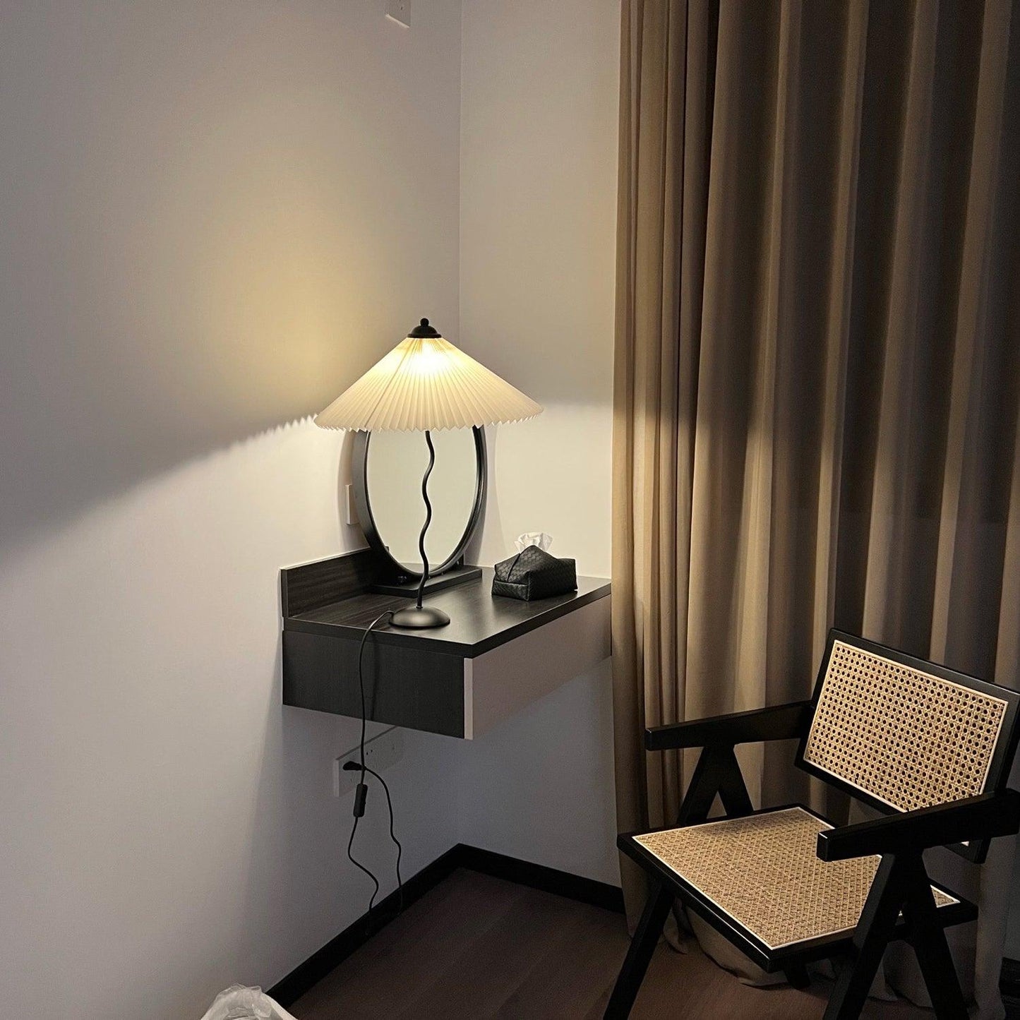 Pleated Hat Table Lamp Table lamp