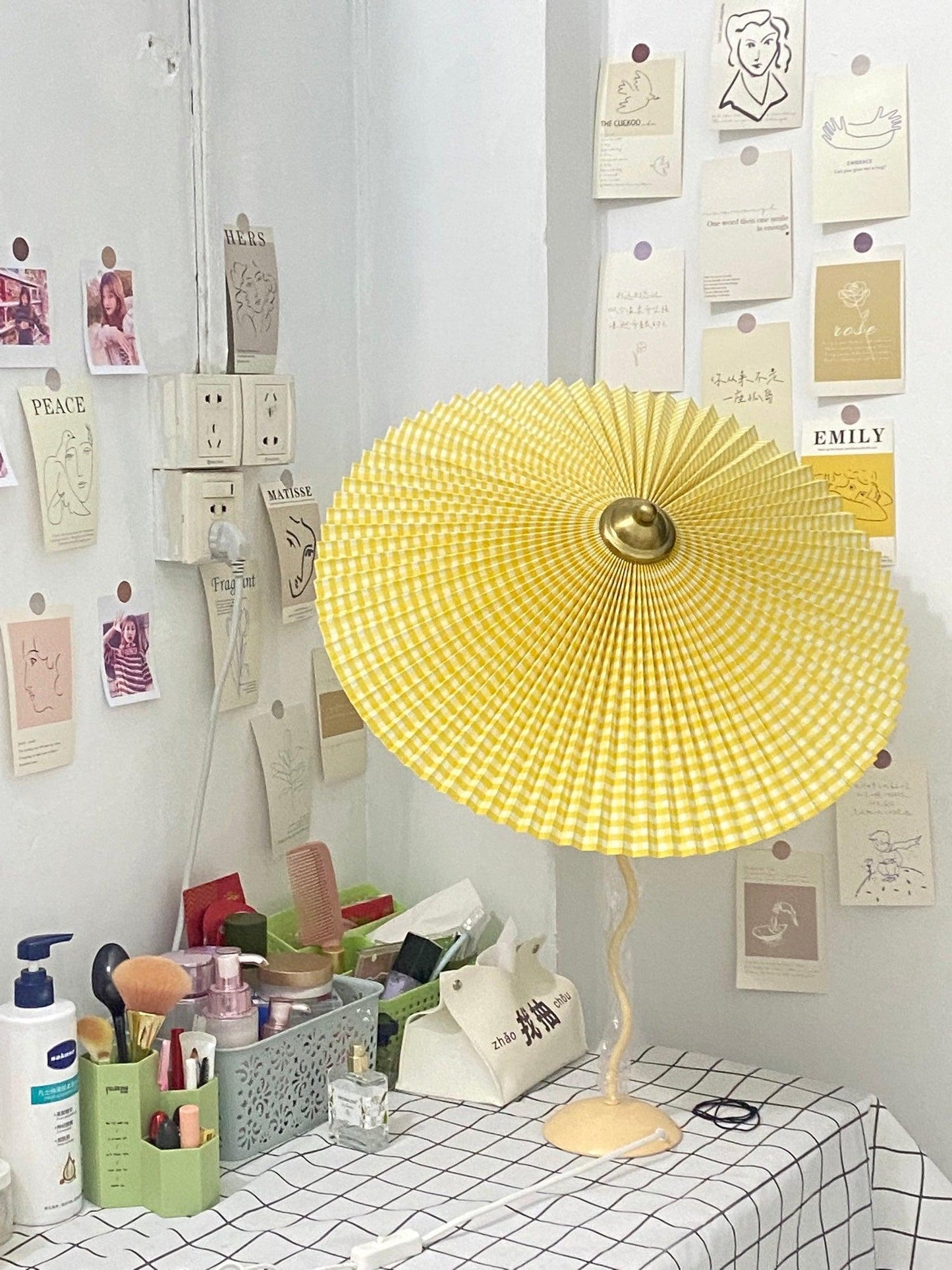 Pleated Hat Table Lamp Table lamp