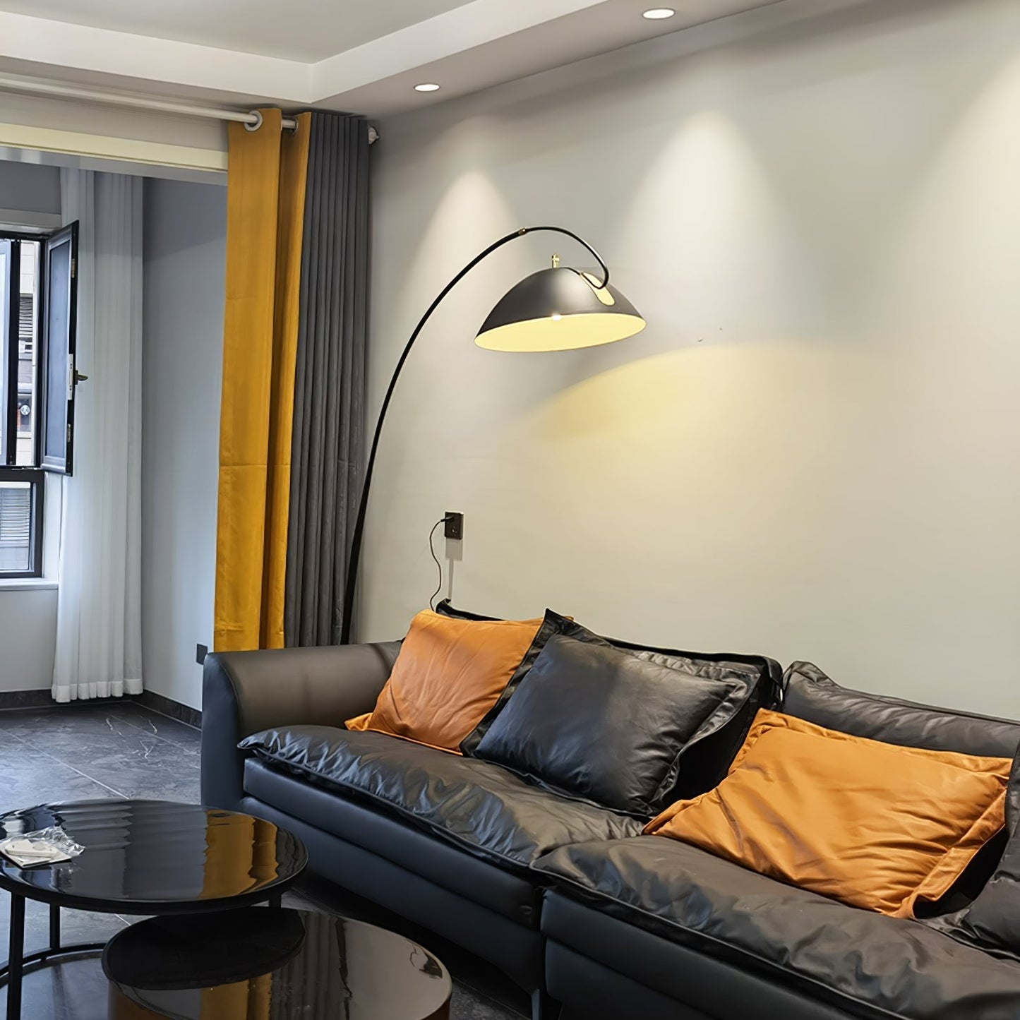 Verse Arc Floor Lamp Floor lamp