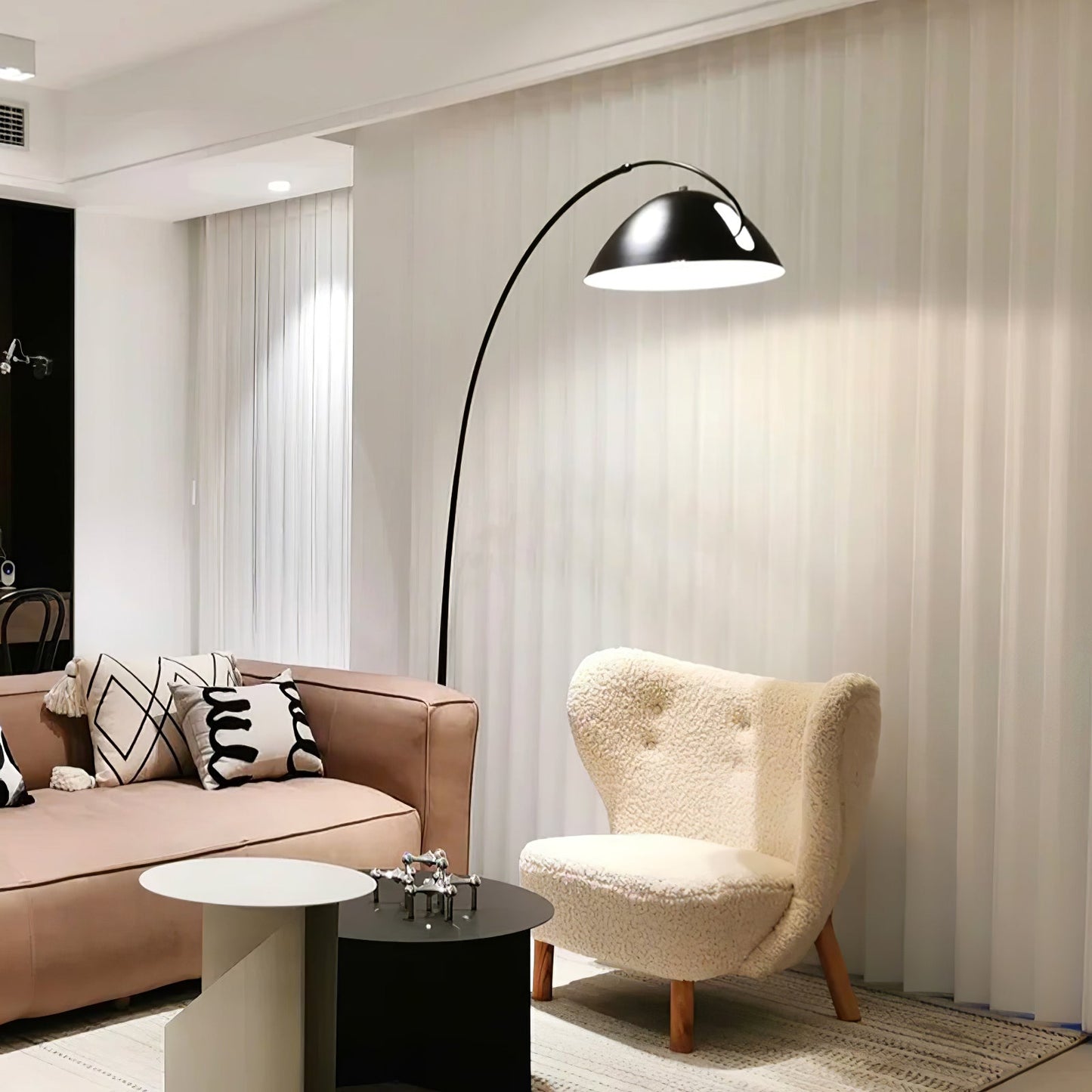Verse Arc Floor Lamp Floor lamp