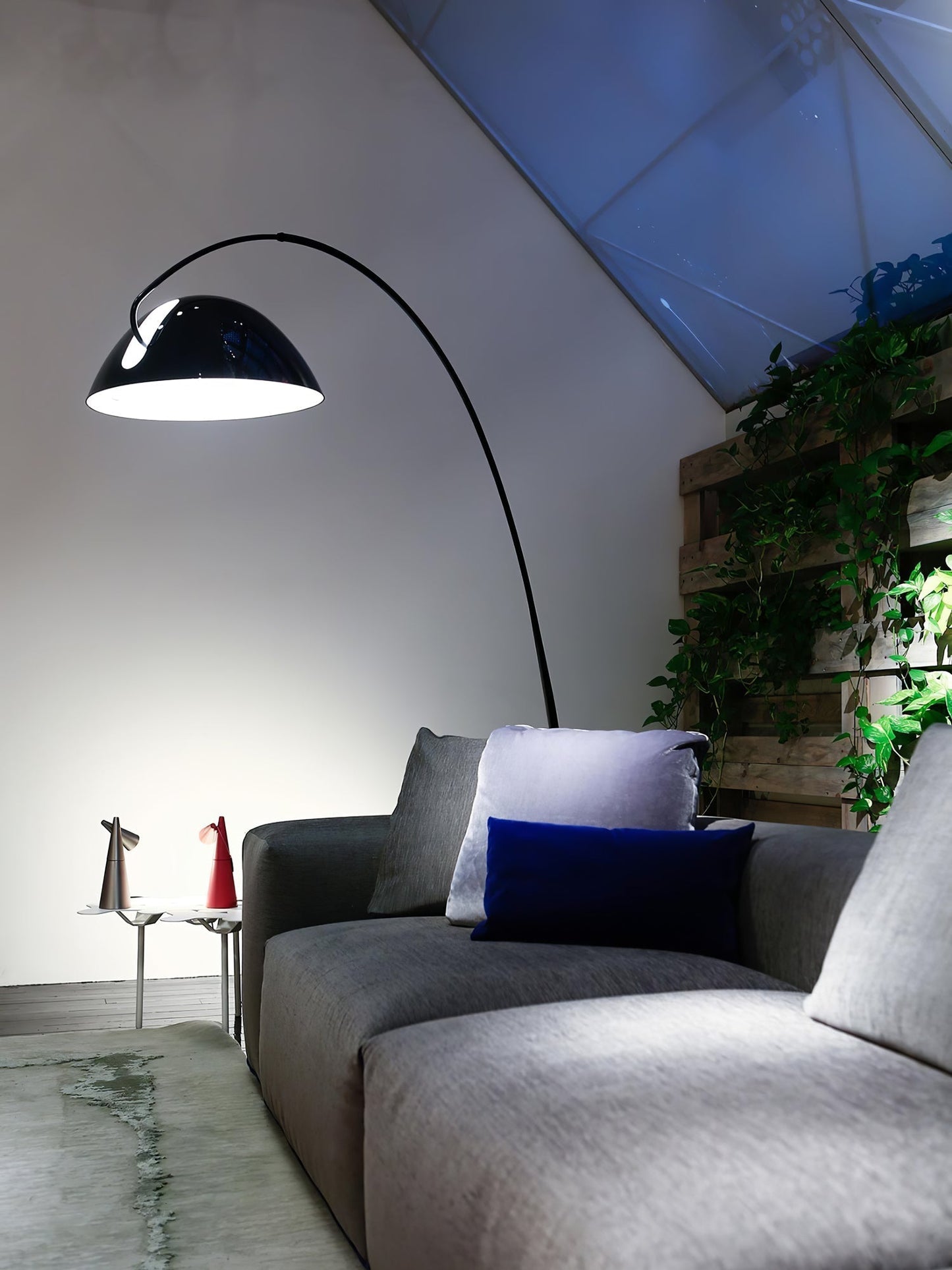 Verse Arc Floor Lamp Floor lamp