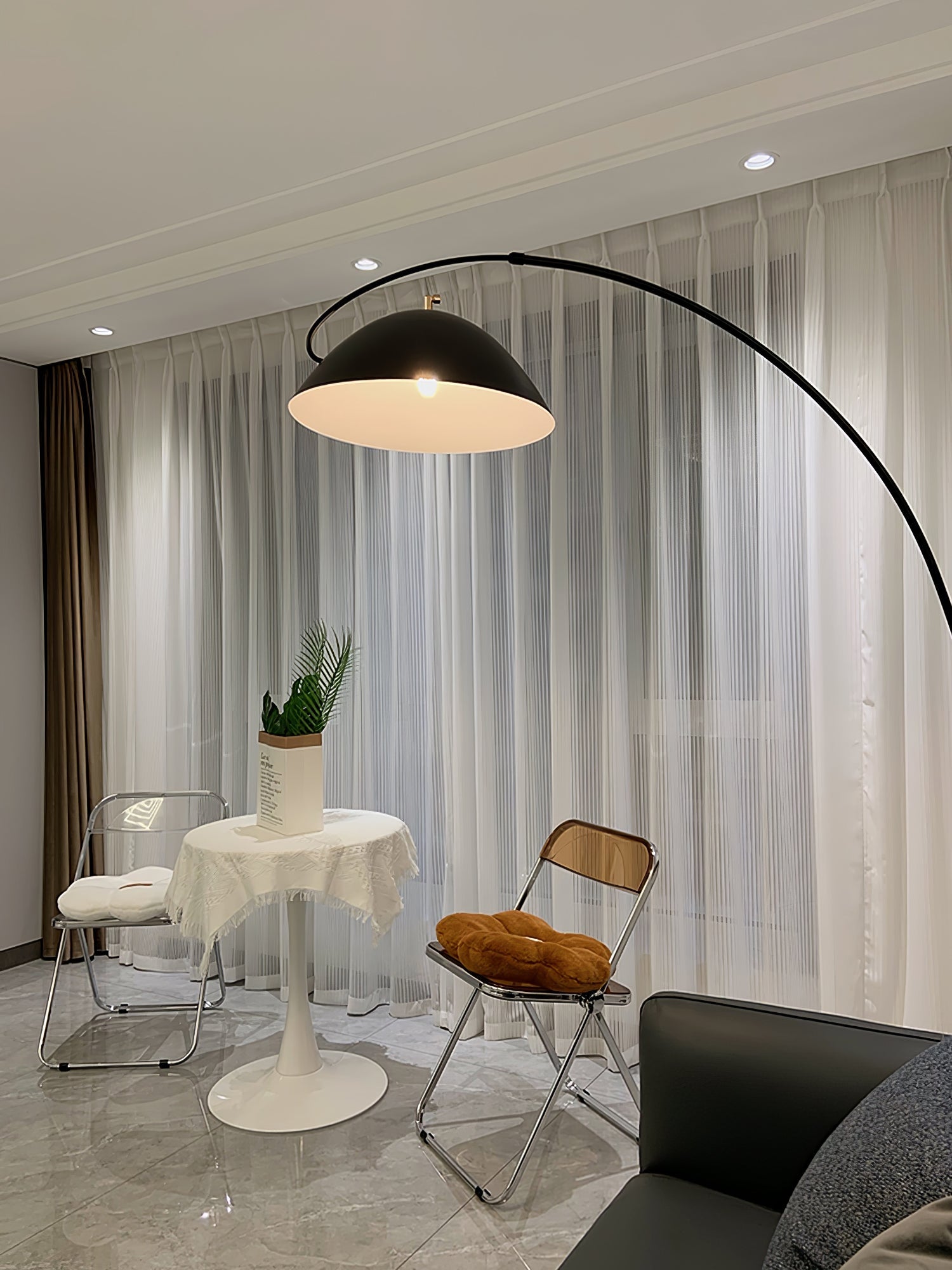 Verse Arc Floor Lamp Floor lamp