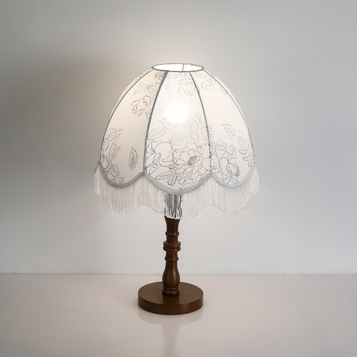 Printed Tassel Table Lamp Table lamp