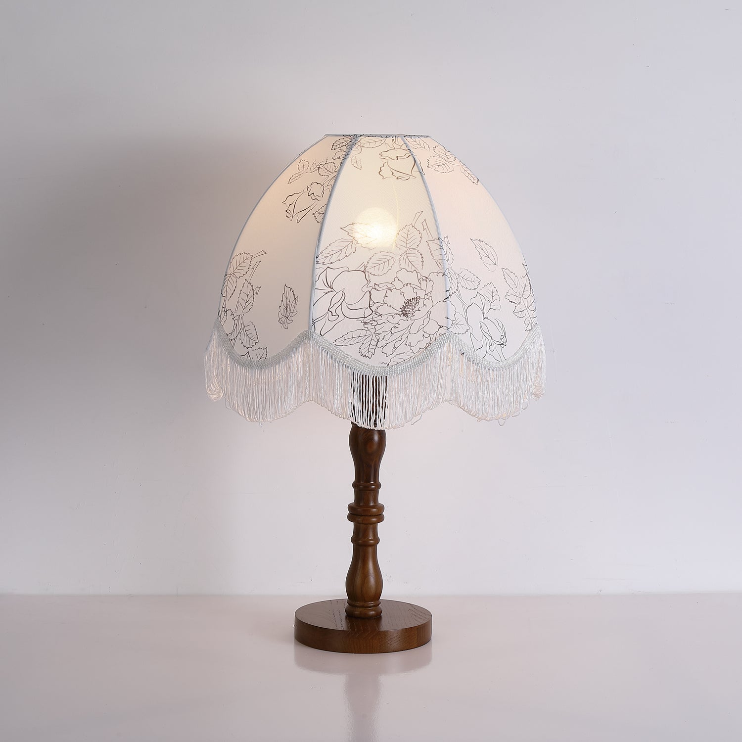 Printed Tassel Table Lamp Table lamp