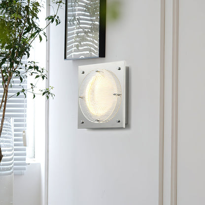 Prism Shield Wall Sconce ? 9.4″ x H 9.4″ / Chrome / Warm Light Wall lamp