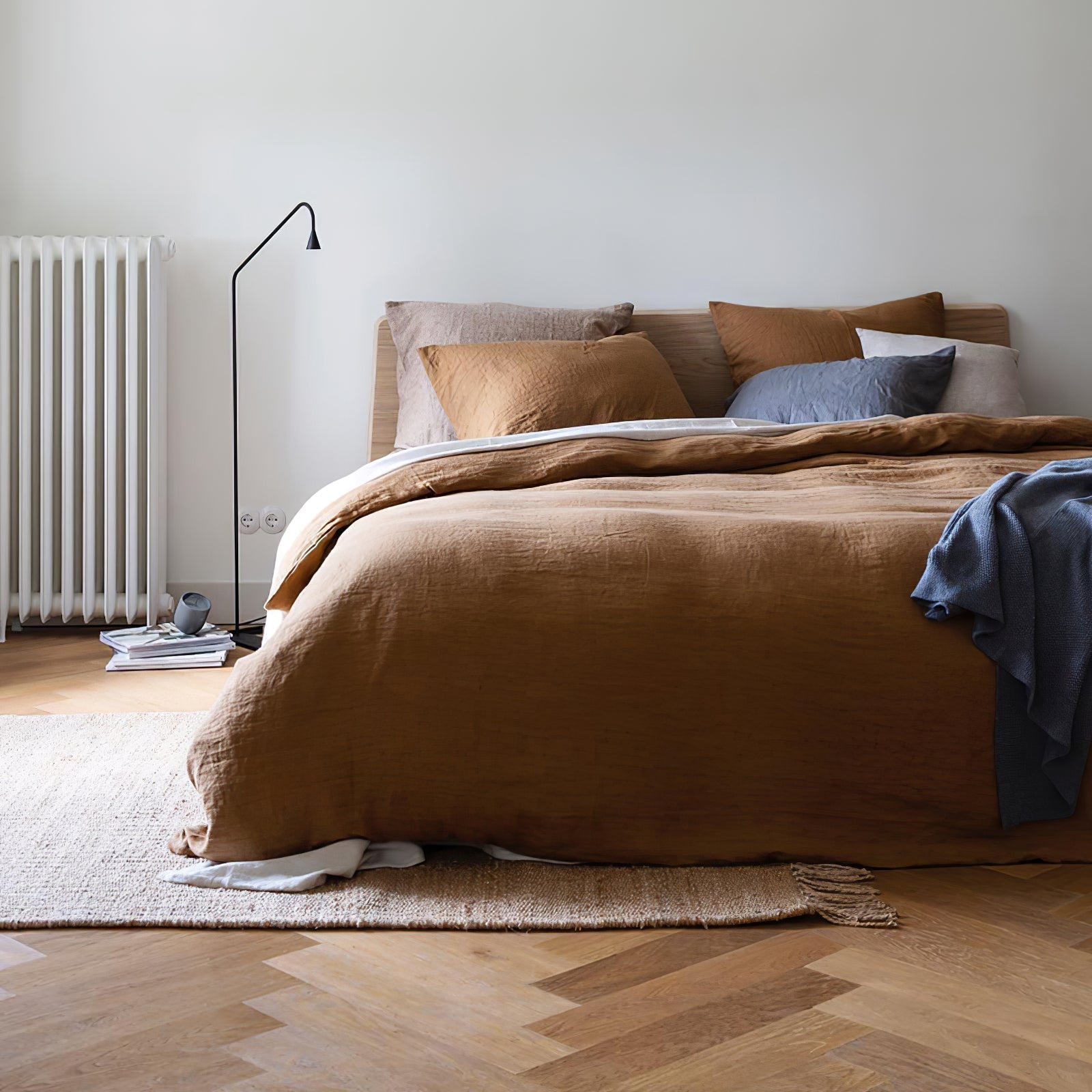 Pureform Floor Lamp Floor lamp