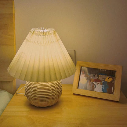 Rattan Pleated Table lamp Dia 9.4″ x H 11″ / Dia 24cm x H 28cm / White & Nature rattan / USB Plug 灯具