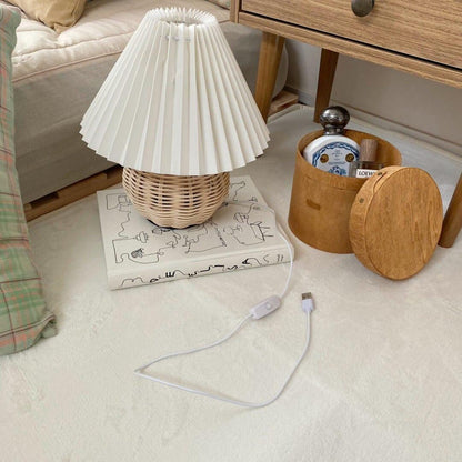 Rattan Pleated Table lamp Dia 9.4″ x H 11″ / Dia 24cm x H 28cm / White & Nature rattan / USB Plug 灯具