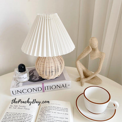 Rattan Pleated Table lamp Dia 9.4″ x H 11″ / Dia 24cm x H 28cm / White & Nature rattan / USB Plug 灯具