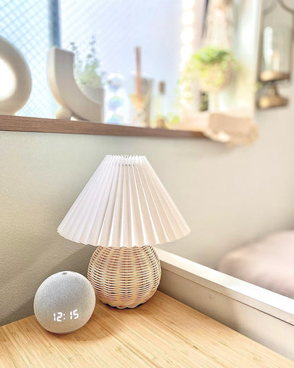 Rattan Pleated Table lamp Dia 9.4″ x H 11″ / Dia 24cm x H 28cm / White & Nature rattan / USB Plug 灯具