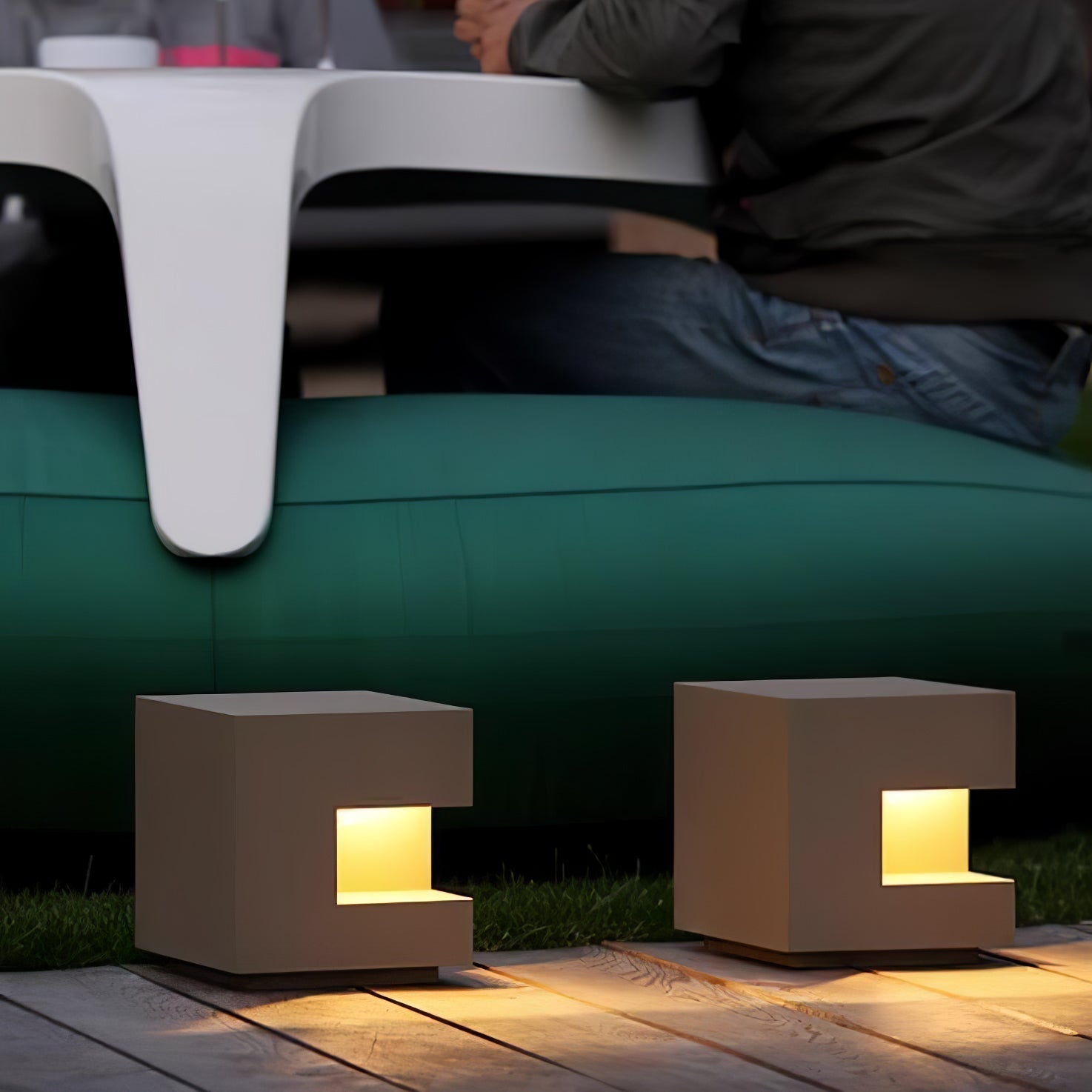 Regular Cube Post Outdoor Light Table lamp