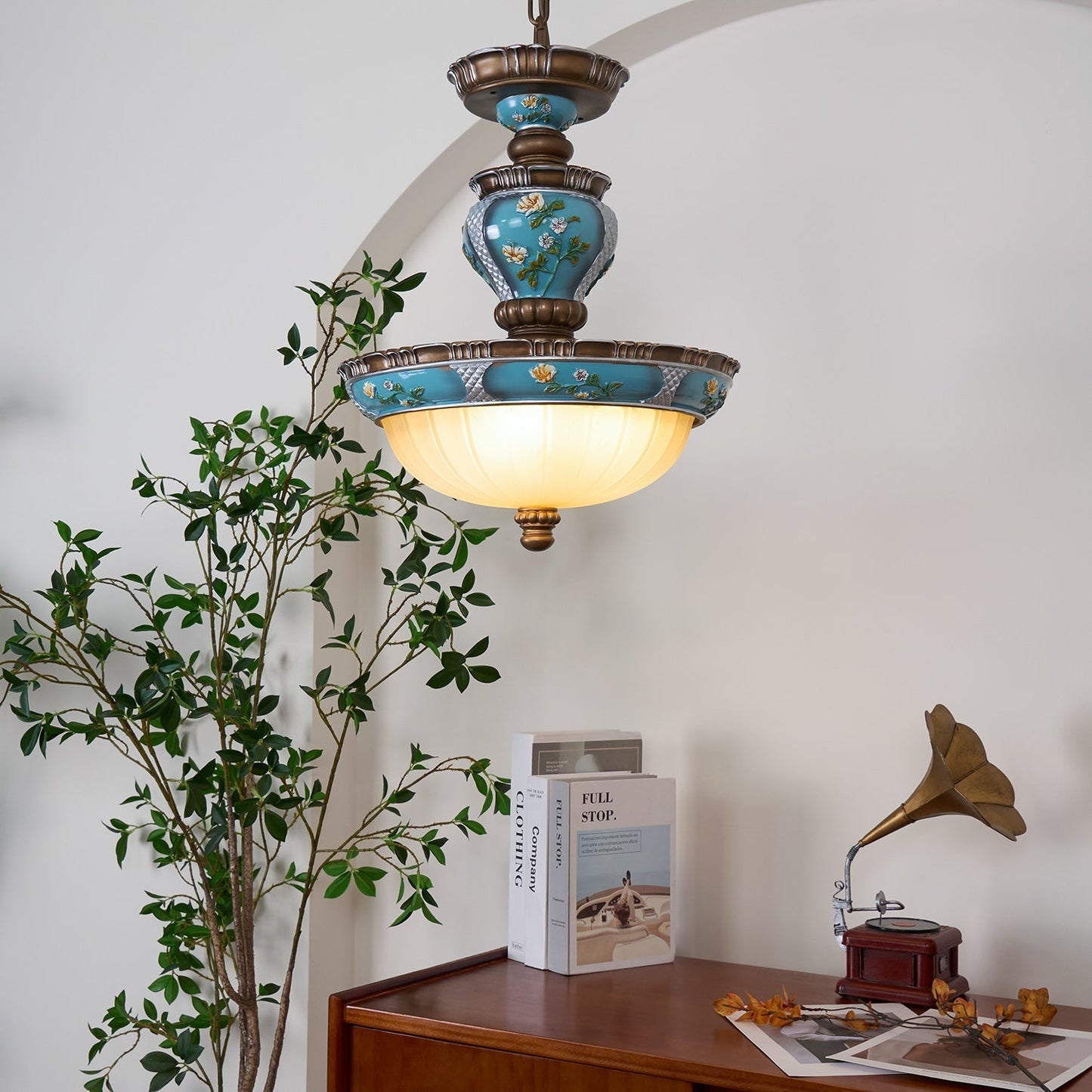 Retro Floral Resin Pendant Light Dia 15″ x H 18.3″ / Dia 38cm x H 46.5cm / Blue Pendant light