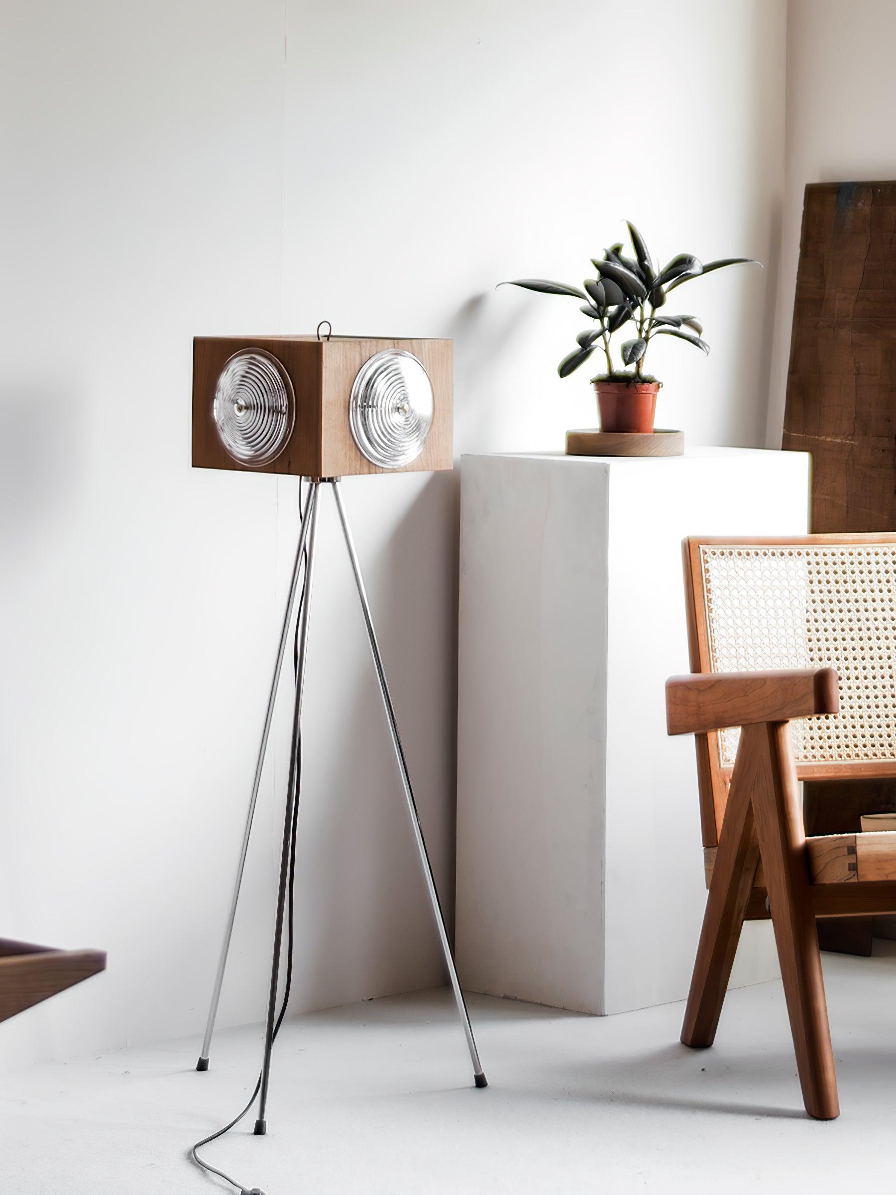 Retro Camera Focus Floor Lamp Floor lamp