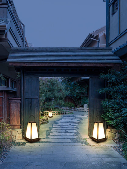 Roam Lantern Garden Outdoor Lamp Dia 9.8″ x H 19.7″ / Dia 25cm x H 50cm / Black & White / Warm Light Table lamp