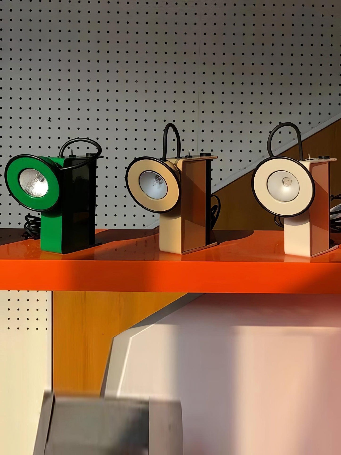 Roland Camera Table Light Table lamp