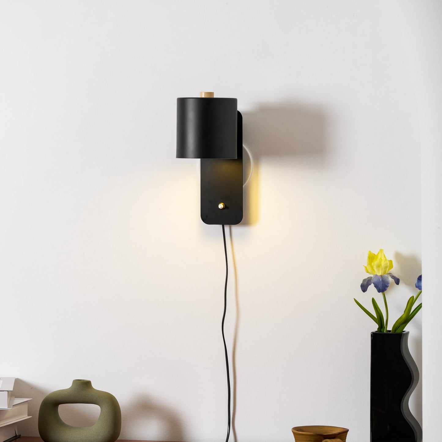 Rotatable Cylinder Plug-in Wall Lamp 1001 Wall lamp