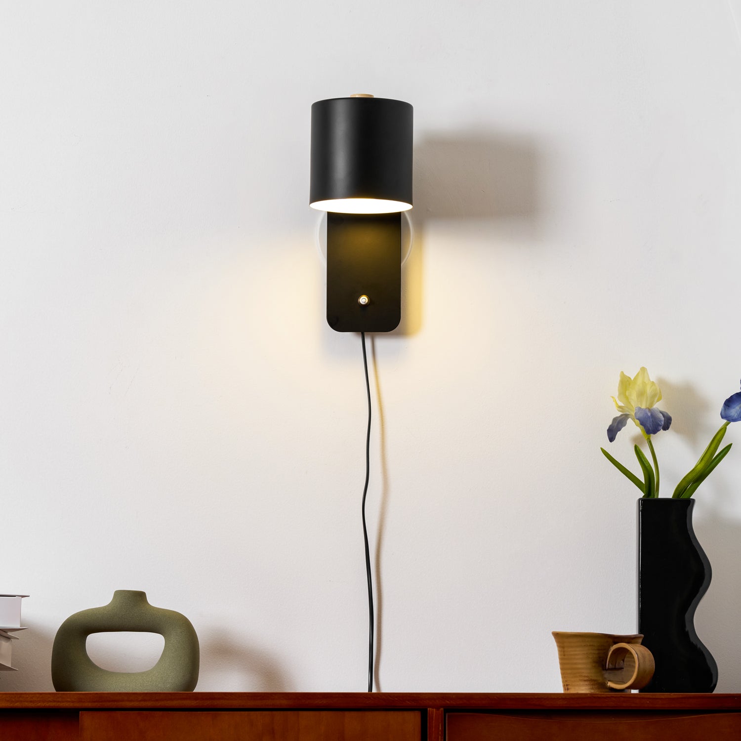Rotatable Cylinder Plug-in Wall Lamp 1001 Wall lamp
