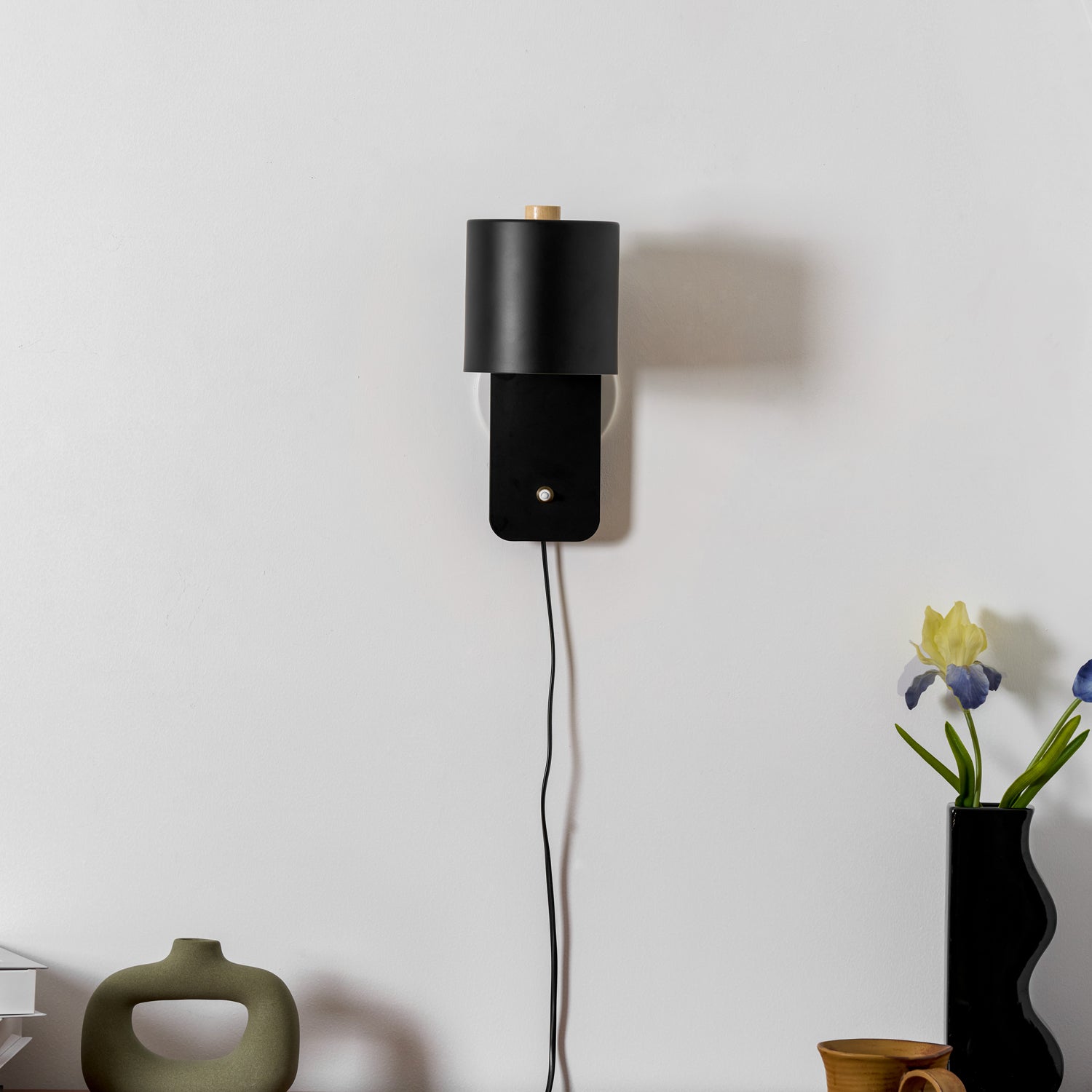 Rotatable Cylinder Plug-in Wall Lamp 1001 Wall lamp