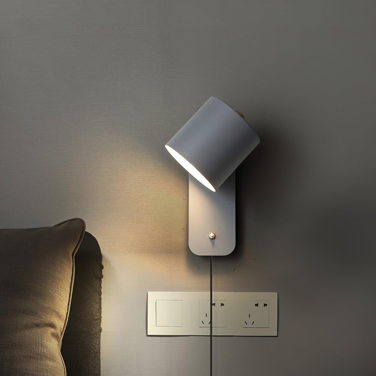 Rotatable Cylinder Plug-in Wall Lamp 1001 Wall lamp
