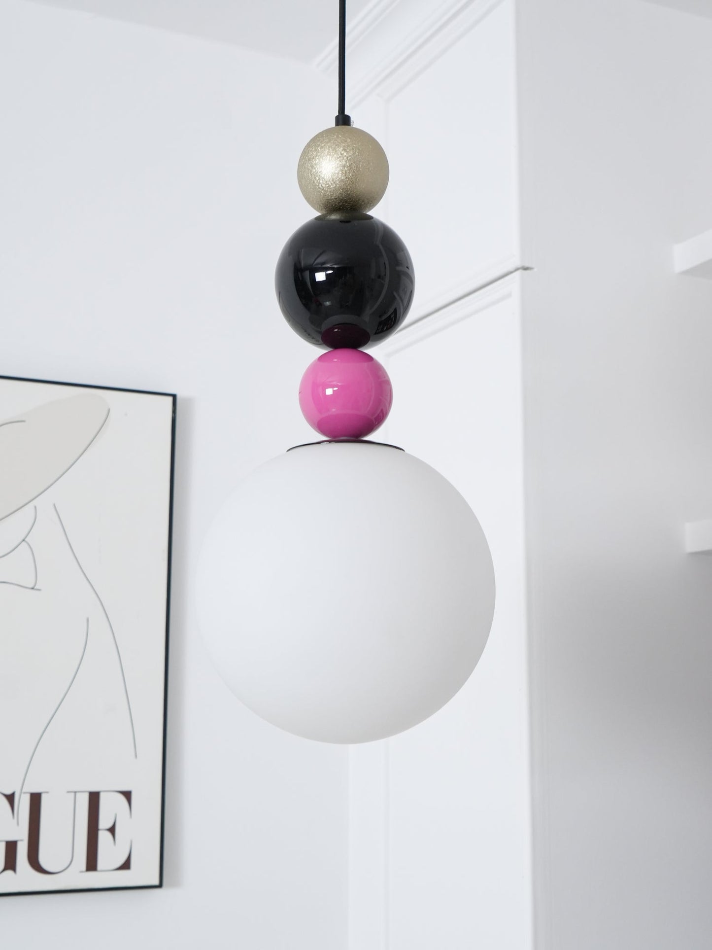 Round Balls Stacking Pendant Lamp Dia 9.8″ x H 22.8″ / Dia 25cm x H 58cm / Pink & Black Pendant light