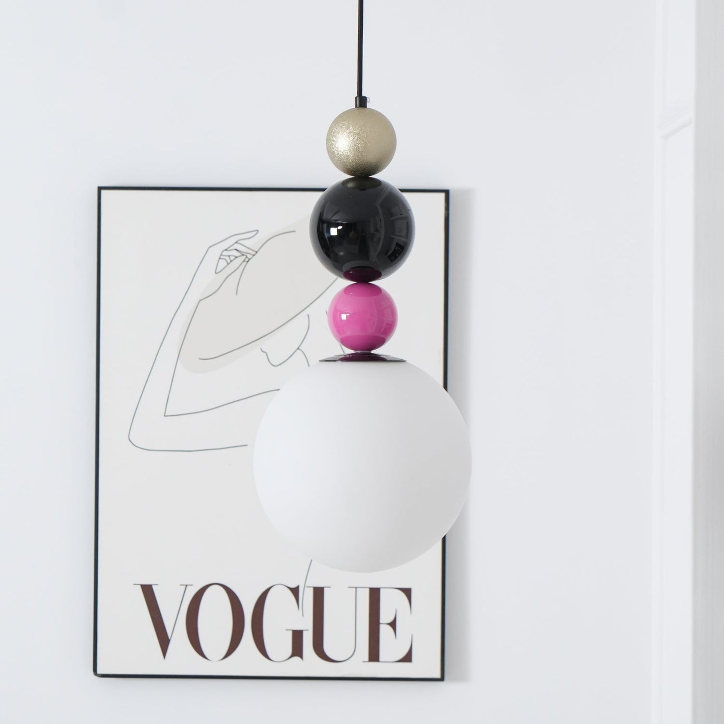 Round Balls Stacking Pendant Lamp Dia 9.8″ x H 22.8″ / Dia 25cm x H 58cm / Pink & Black Pendant light