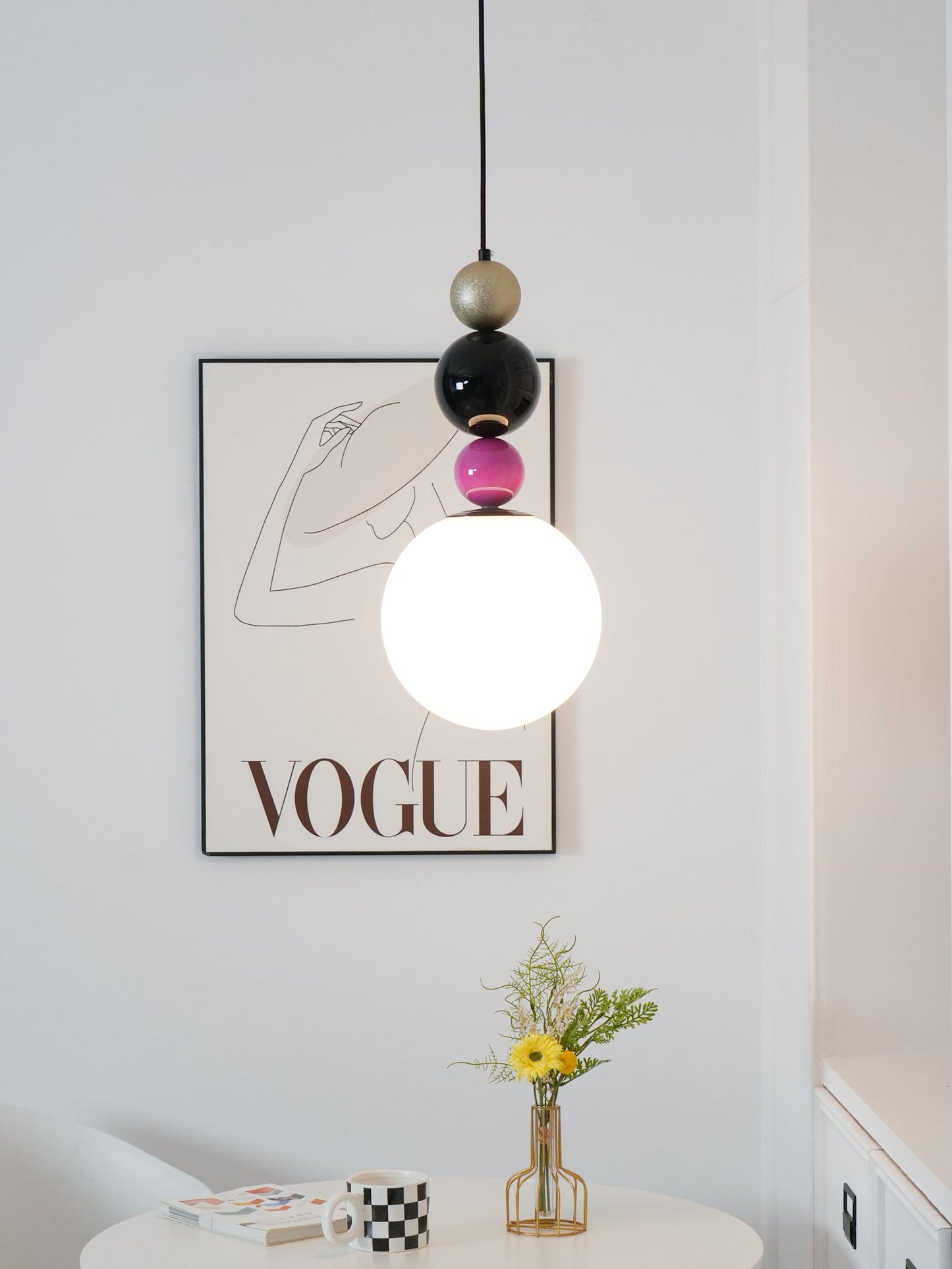 Round Balls Stacking Pendant Lamp Dia 9.8″ x H 22.8″ / Dia 25cm x H 58cm / Pink & Black Pendant light