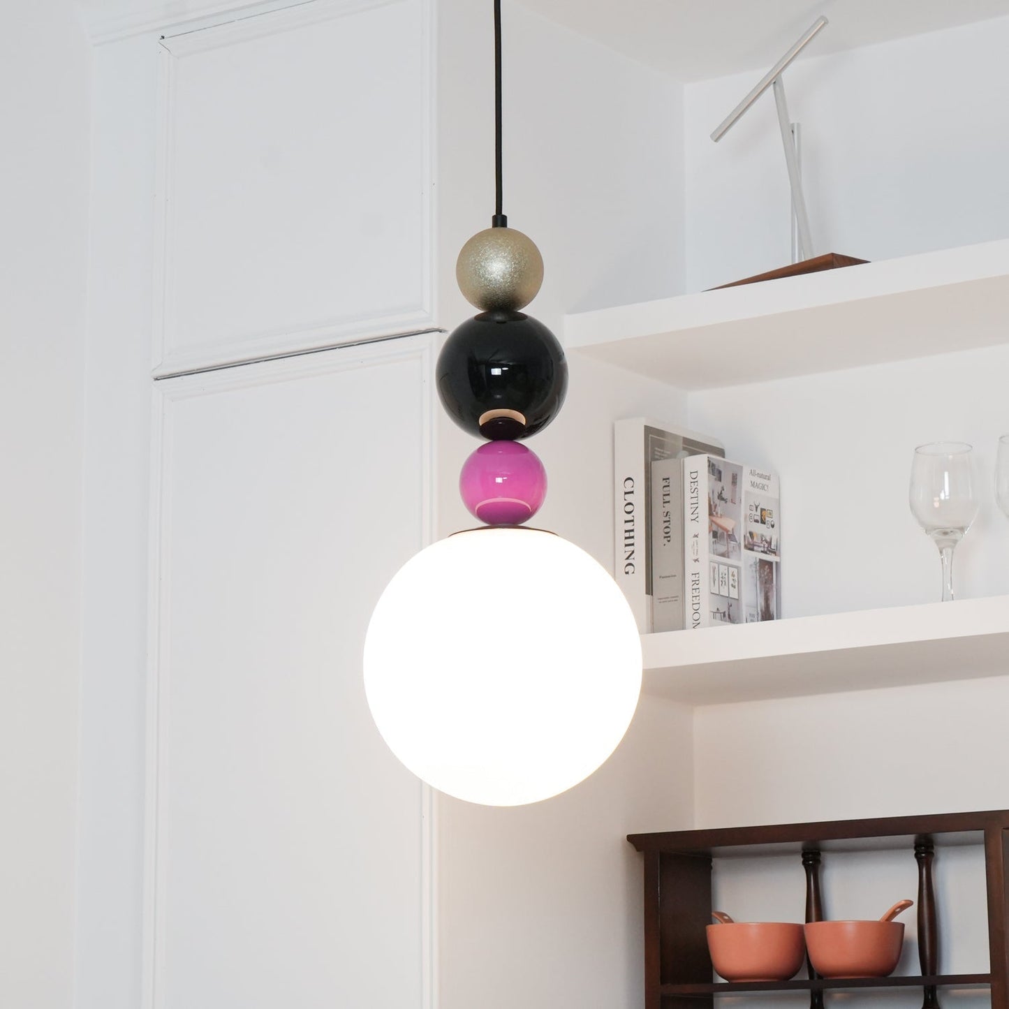 Round Balls Stacking Pendant Lamp Dia 9.8″ x H 22.8″ / Dia 25cm x H 58cm / Pink & Black Pendant light