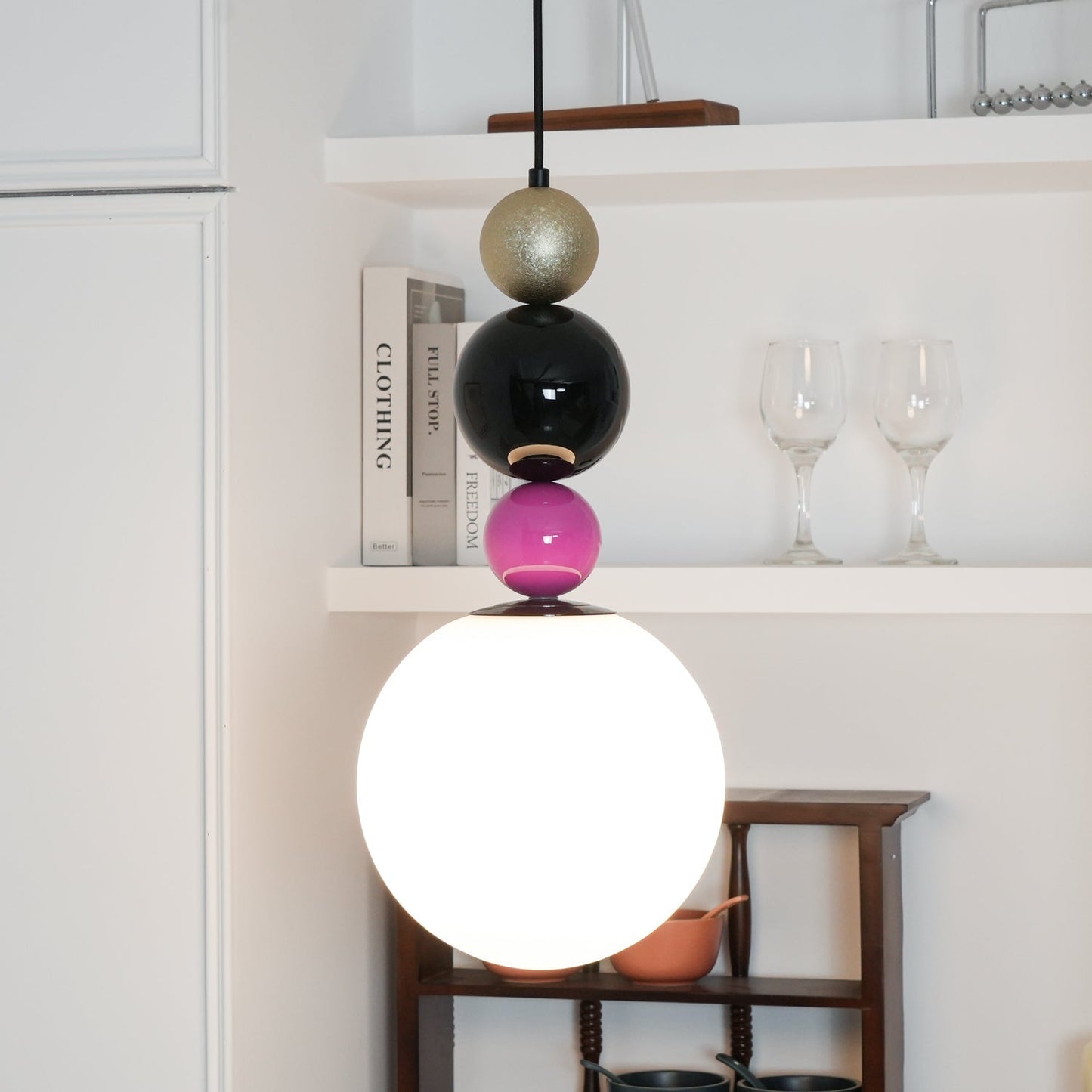 Round Balls Stacking Pendant Lamp Dia 9.8″ x H 22.8″ / Dia 25cm x H 58cm / Pink & Black Pendant light
