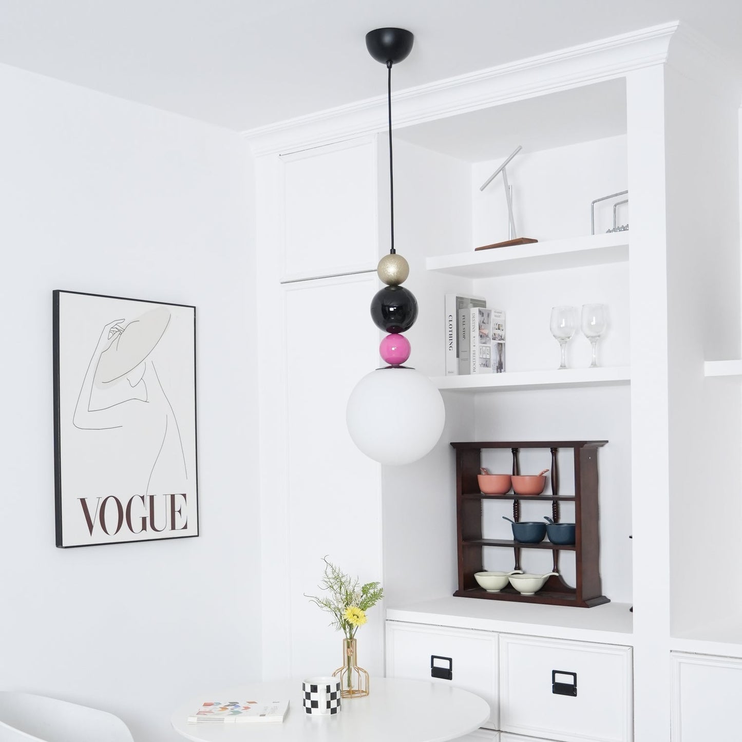 Round Balls Stacking Pendant Lamp Dia 9.8″ x H 22.8″ / Dia 25cm x H 58cm / Pink & Black Pendant light