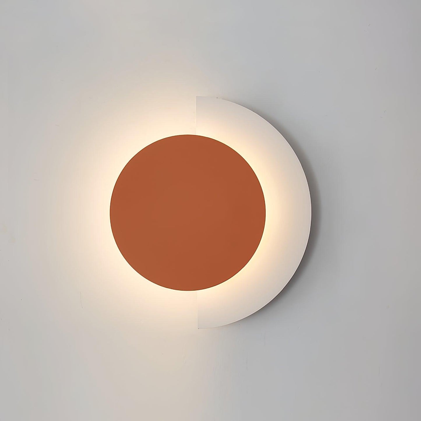 Rounded Abstract Art Sconce Dia 8.1″ x H 12″ / Dia 20.5cm x H 30.5cm / Orange + White / Warm Light Wall lamp