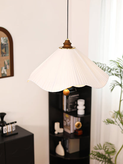 Scallop Edge Pendant Light Pendant light