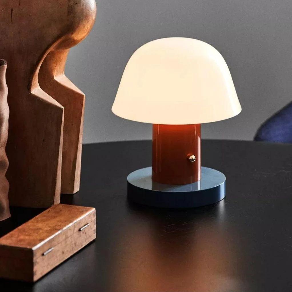 Serena Built-in Battery Table Light Table lamp
