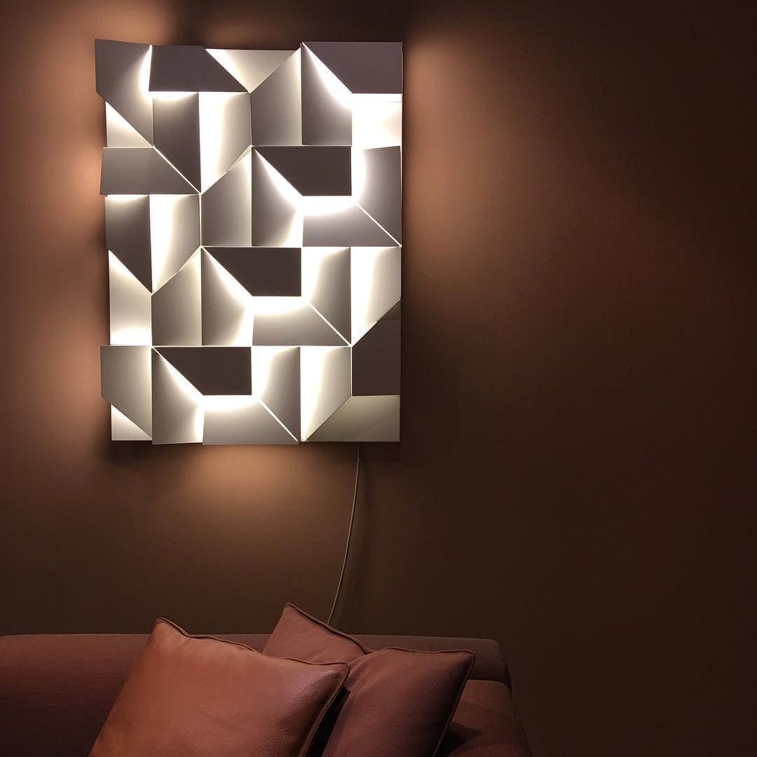 Shadows Rechargeable Grand Sconce Wall lamp