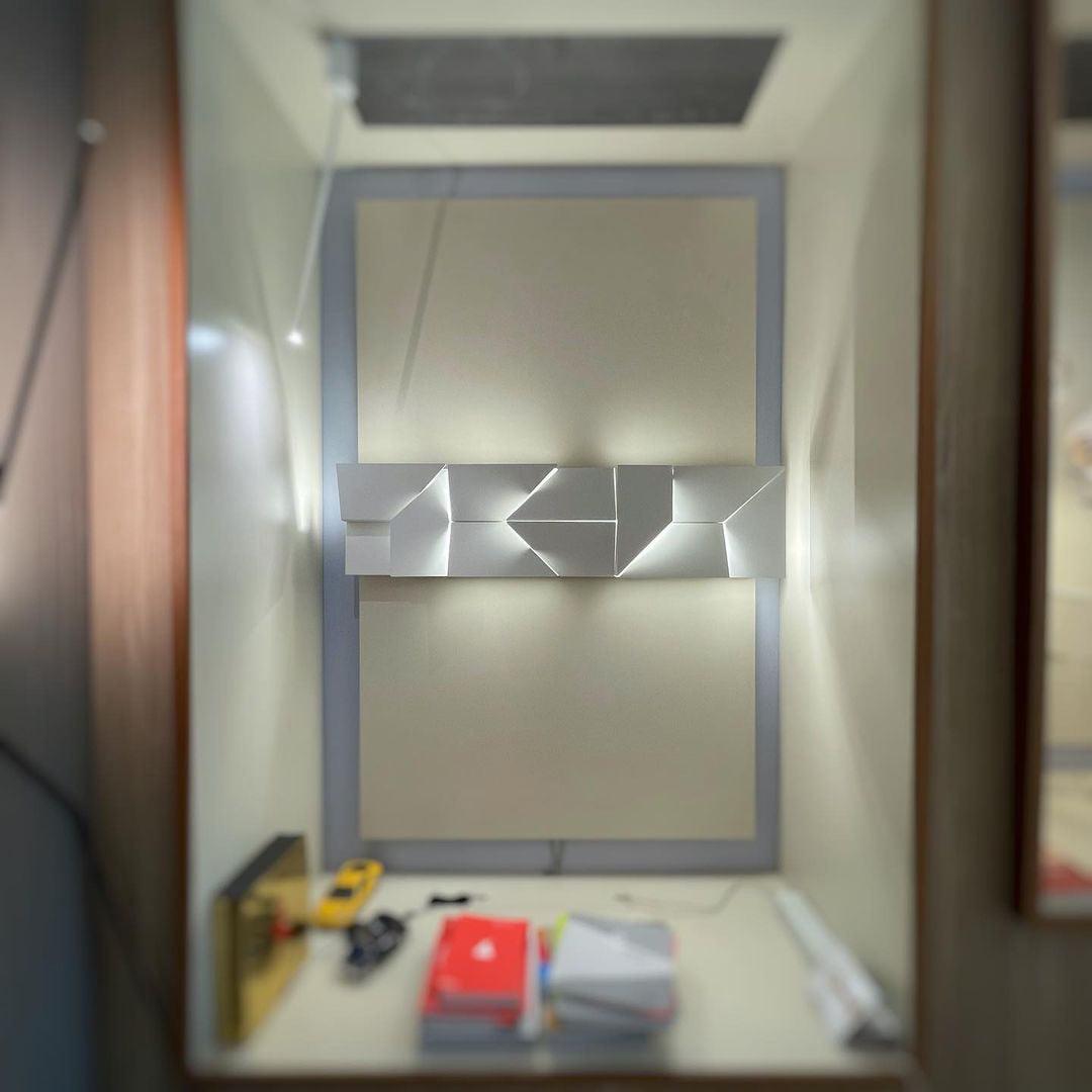 Shadows Rechargeable Grand Sconce Wall lamp