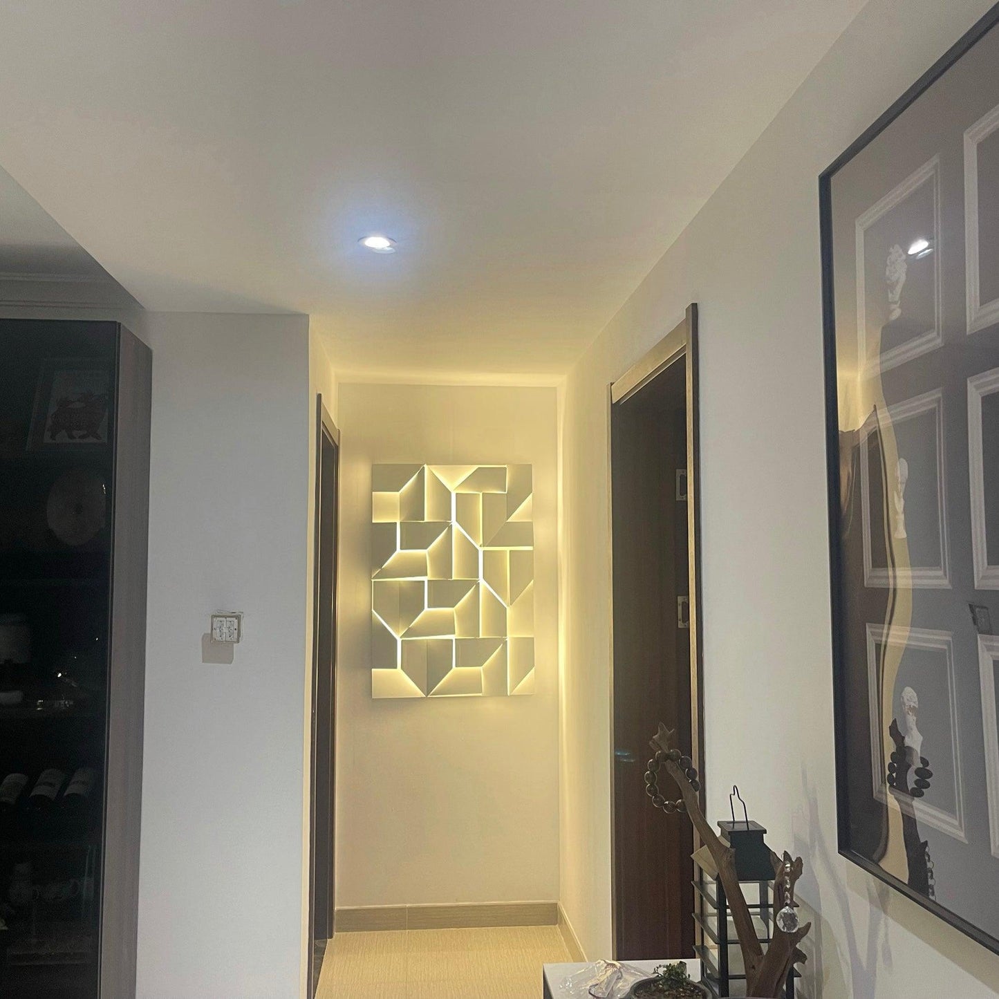 Shadows Rechargeable Grand Sconce Wall lamp