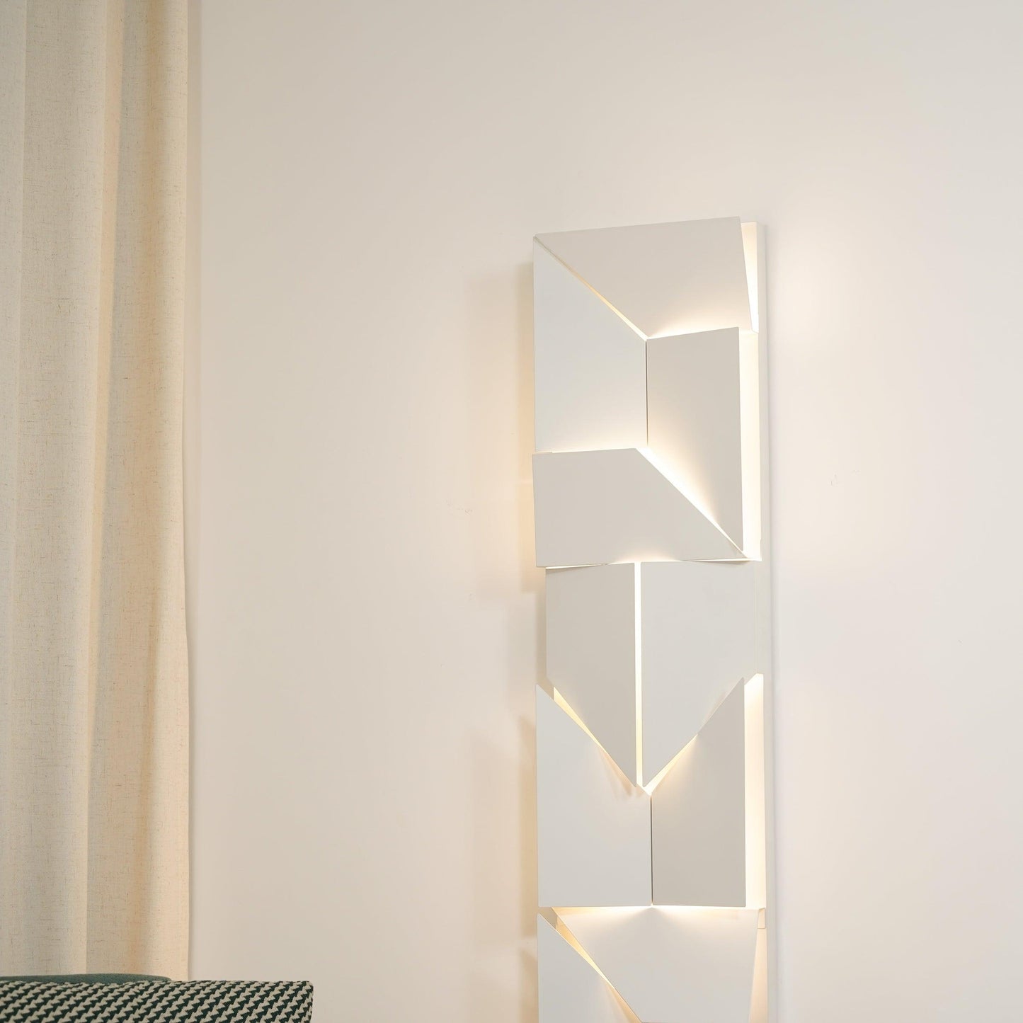 Shadows Rechargeable Grand Sconce Wall lamp