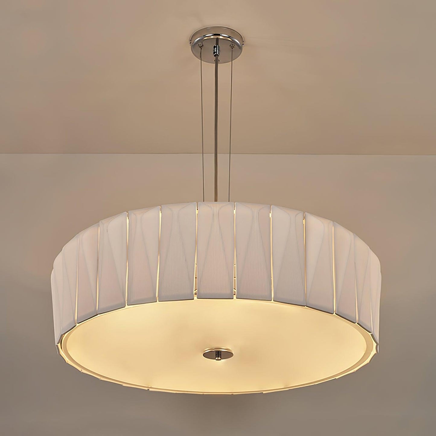 Shard Chandelier Dia 40.6″ x H 7.5″ / Dia 103cm x H 19cm / Chrome & White Pendant light