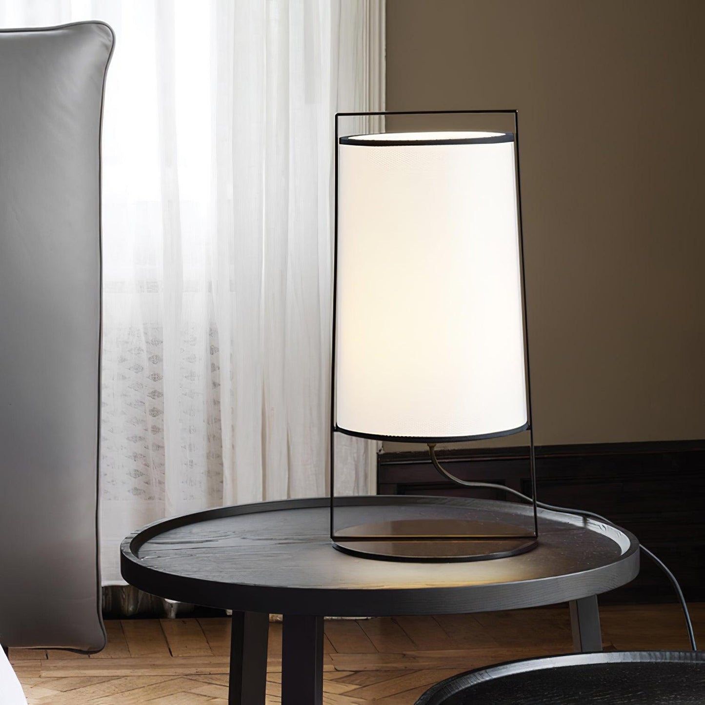 Silhouette Textile Floor Lamp Floor lamp