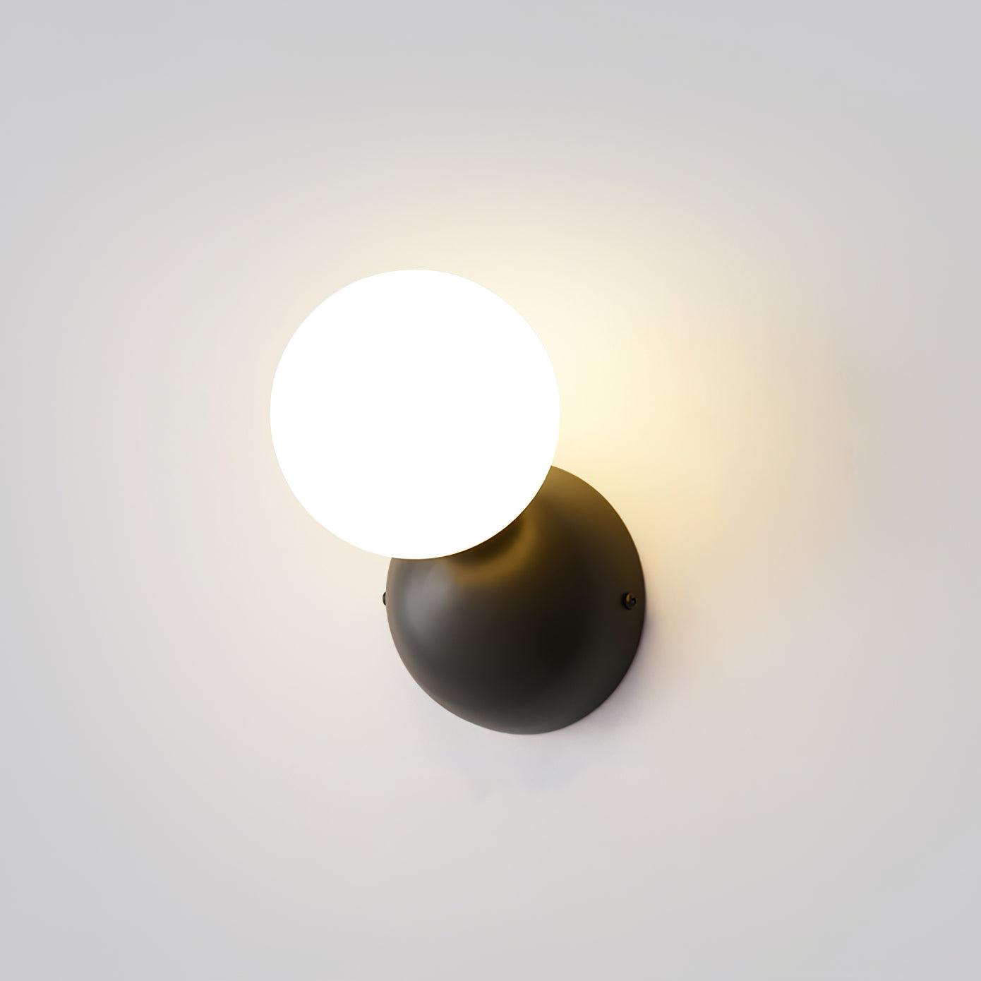 Single Globe Wall Light Dia 3.9″ x W 5.1″ x H 6.3″ / Dia 10cm x W 13cm x H 16cm / Black & White Wall lamp