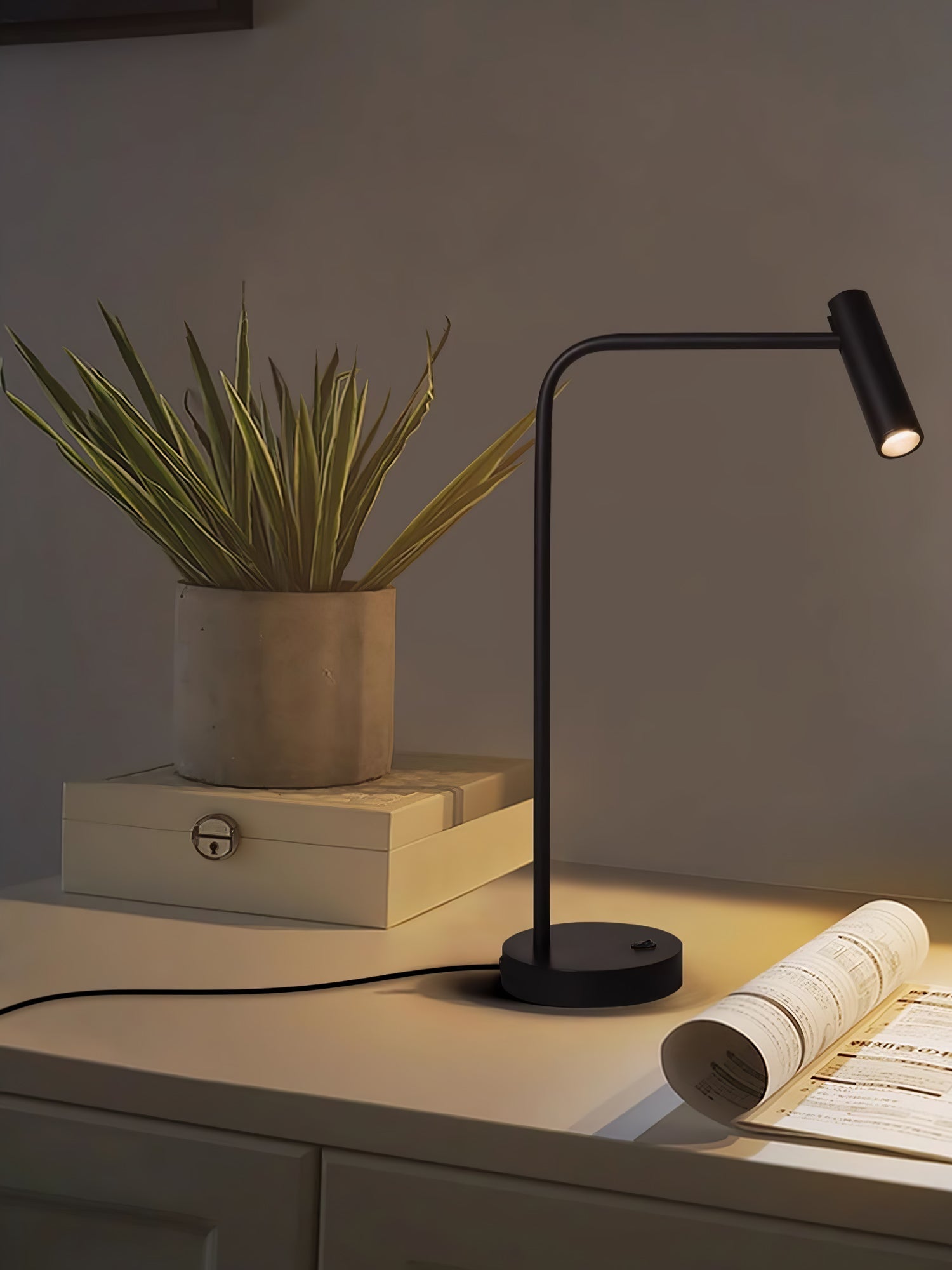 Skinny Table Lamp Table lamp