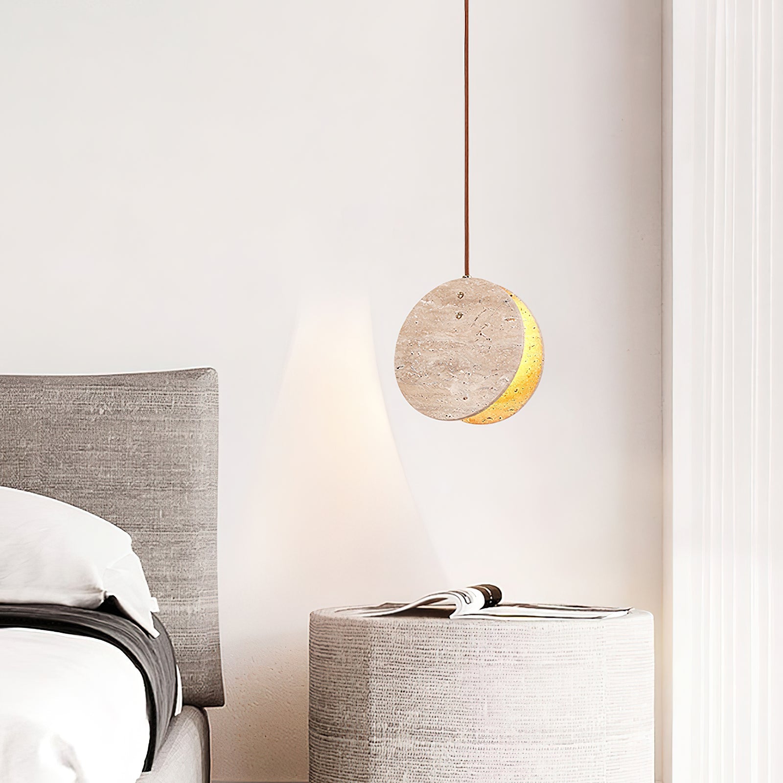 Solstice Stone Pendant Light Dia 7.9’’ x H 7.9’’ / Yellow Travertine pendant Lamp